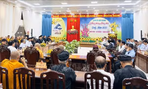 An Giang: Họp mặt nhân sĩ, trí thức, dân tộc, tôn giáo, người có uy tín tiêu biểu