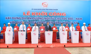 Khởi công dự án đường nối cao tốc Bắc - Nam với Quốc lộ 1 và cảng tổng hợp Cà Ná