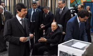 Algeria: Em trai của cựu Tổng thống Bouteflika và 2 cựu lãnh đạo cơ quan tình báo bị bắt giữ