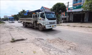 Dự án nâng cấp Quốc lộ 31 khó hoàn thành trước vụ thu hoạch vải năm 2023