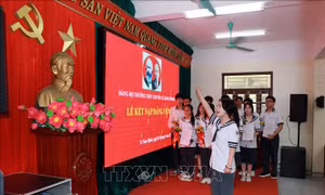 Những 'mầm xanh' viết tiếp trang sử đỏ