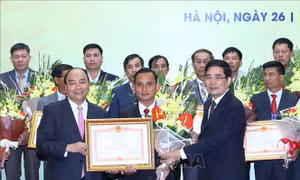 Thủ tướng trao thưởng cho các tổ chức và cá nhân có thành tích xuất sắc về tam nông