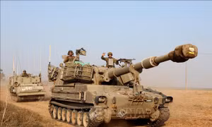 Quân đội Israel đột kích Dải Gaza bằng xe thiết giáp