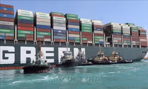 Vụ tàu mắc kẹt ở kênh đào Suez: Giải tỏa hoàn toàn tình trạng ùn tắc
