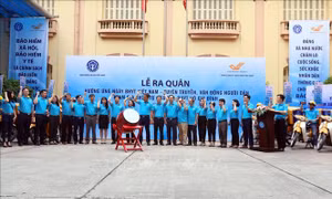 Tuyên truyền vận động người dân tham gia bảo hiểm xã hội tự nguyện, bảo hiểm y tế hộ gia đình