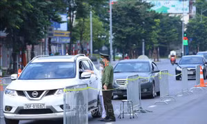 Từ 8/9, Hà Nội kiểm soát chặt những người ra, vào vùng 1