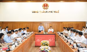 Phó Thủ tướng Lê Tiến Châu làm việc tại Huế về mục tiêu tăng trưởng