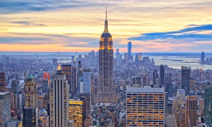 Tòa tháp Empire State 'khoác áo mới' đón Tết cổ truyền của người Á Đông