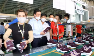 Gắn phát triển kinh tế với nâng cao chỉ số hạnh phúc cho người dân
