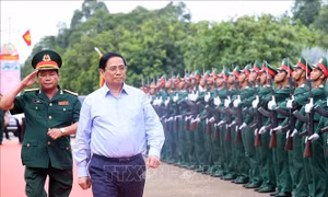 Thủ tướng Phạm Minh Chính thăm Bộ Chỉ huy Quân sự tỉnh Đắk Lắk