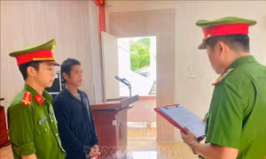 Khởi tố người đi bộ gây tai nạn chết người trên quốc lộ