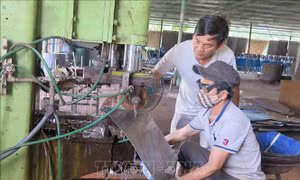 Làm giàu nhờ lựa chọn đúng mặt hàng đáp ứng yêu cầu thị trường