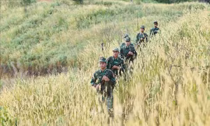 'Căn cứ' niềm tin trong dân
