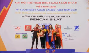 SEA Games 31: Vận động viên Philippines giành tiền thưởng để chữa bệnh cho cha