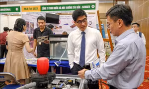 Khai mạc Hội chợ sản phẩm, giải pháp thích ứng biến đổi khí hậu Đồng bằng sông Cửu Long
