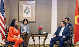 Thủ tướng Phạm Minh Chính tiếp đoàn chính trị gia vùng Vịnh San Francisco