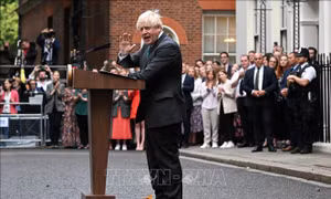 Ông Boris Johnson phát biểu từ chức Thủ tướng Anh