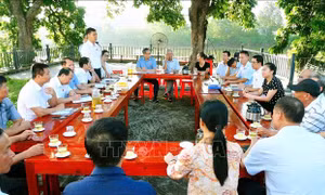 Đối thoại để giải quyết việc dân