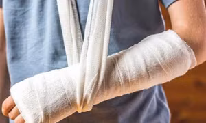 Nhiều trường hợp nguy kịch vì tự ý dùng lá cây rừng chữa bệnh