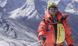 Người khiếm thị đầu tiên tại châu Á chinh phục đỉnh ​Everest