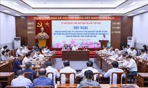 715.617 ý kiến trong hệ thống MTTQ tán thành với dự thảo Nghị quyết sửa đổi, bổ sung một số điều của Hiến pháp 2013