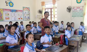 Nghệ An 'loay hoay' thực hiện chủ trương dạy 2 buổi/ngày ở bậc tiểu học