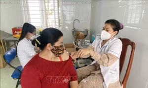 Ninh Thuận tiêm vaccine phòng COVID-19 cho gần 63.000 trẻ từ 12 đến 17 tuổi
