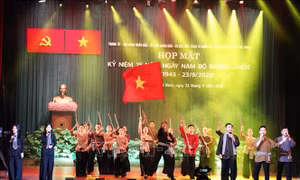 Kỷ niệm 75 năm Ngày Nam bộ kháng chiến: Gìn giữ, phát huy khí phách anh hùng