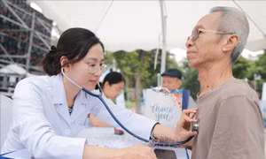 AI hỗ trợ bác sĩ trẻ nhận diện sớm nguy cơ đột quỵ