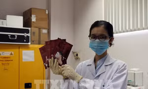Đưa ra thị trường mặt nạ từ nghiên cứu công nghệ cao