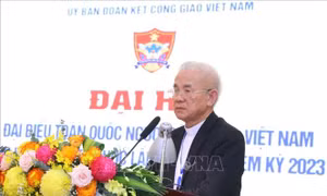 Linh mục Trần Xuân Mạnh tiếp tục làm Chủ tịch Ủy ban Đoàn kết Công giáo Việt Nam 