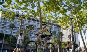 Tây Ban Nha lần thứ 4 gia hạn lệnh tình trạng khẩn cấp quốc gia