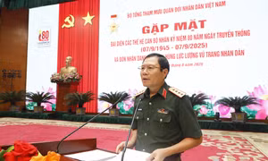 Gặp mặt các thế hệ cán bộ Bộ Tổng Tham mưu nhân kỷ niệm 80 năm Ngày truyền thống