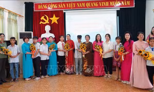 Lan tỏa ý nghĩa nhân văn của chương trình 'Mẹ đỡ đầu'