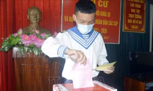 Bà Rịa-Vũng Tàu hoàn thành công tác bầu cử sớm trên biển