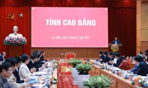 Thủ tướng: Cao Bằng cần tập trung phát triển kinh tế vùng biên, kinh tế cửa khẩu