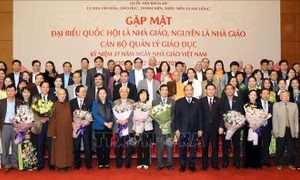 Gặp mặt đại biểu Quốc hội là nhà giáo, cán bộ quản lý giáo dục