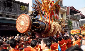 Bắc Ninh: Tưng bừng Lễ hội rước pháo Đồng Kỵ