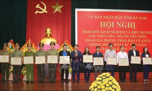 Hà Nam: Biểu dương các chức sắc, người tiêu biểu trong phong trào bảo vệ an ninh Tổ quốc