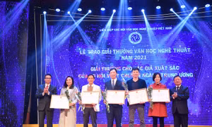 72 tác phẩm được trao giải thưởng Văn học nghệ thuật năm 2021