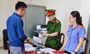 Khởi tố Giám đốc chỉ đạo xuất hơn 15.000 hóa đơn VAT khống, trốn thuế trên 14 tỷ đồng