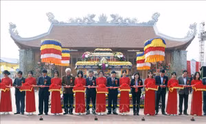 Khánh thành di tích lịch sử Đền thờ danh nhân Nguyễn Trung Ngạn