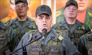 Bộ trưởng Quốc phòng Venezuela bác bỏ tuyên bố của Tổng thống Colombia