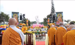 Đại lễ Phật đản: Lan tỏa hình ảnh Phật giáo Việt Nam đồng hành cùng dân tộc