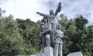 Ba lần về Hòn Đất