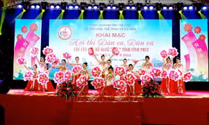 Rộn ràng Hội thi Dân ca, dân vũ các câu lạc bộ nghệ thuật tỉnh Vĩnh Phúc