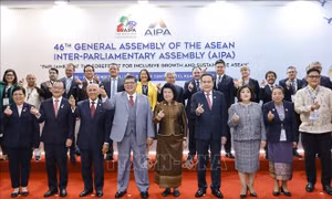 AIPA-46: Các Trưởng đoàn Nghị viện thành viên AIPA chụp ảnh chung
