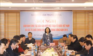 Bảo đảm để người dân tham gia vào quá trình giám sát, phản biện