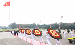 Lãnh đạo Đảng, Nhà nước vào Lăng viếng Chủ tịch Hồ Chí Minh