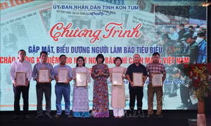 Tôn vinh người làm báo tiêu biểu ở Tây Nguyên